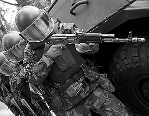 Для борьбы с терроризмом в России Рашид Нургалиев планирует усилить боевую мощь спецназа