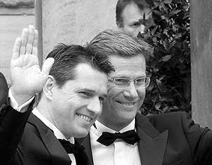 Глава МИД Германии женился на своем друге