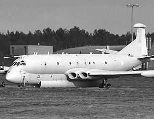 19 октября. Разведывательный самолет типа Nimrod на авиабазе Кинлосс, северная Шотландия. И вся программа этих самолетов, и авиабаза будут закрыты в результате сокращения британских оборонных расходов