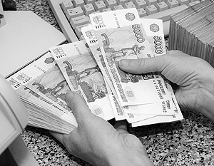 Медведев: Воровство при госзакупках превышает 1 трлн рублей в год