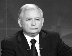 Брата погибшего президента Польши улучили в предательстве 
