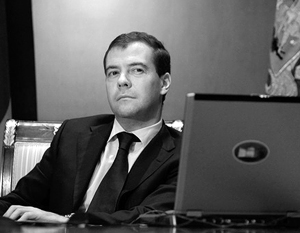 Медведев пожелал губернатору Тверской области «заморить червячка»