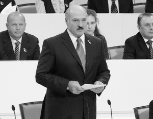 Лукашенко рассказал, ради чего «терпит все» от России