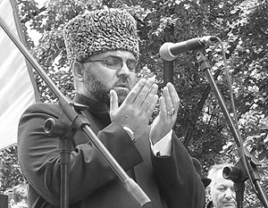 Пшихачев был одним из самых влиятельных исламских деятелей Северного Кавказа