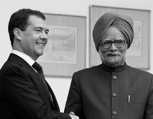 Президент России Дмитрий Медведев и  премьер-министр Индии  Манмохан Сингх приняли совместное заявление 
