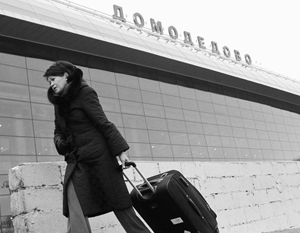 Таксисты повысили цены на проезд от Домодедово до Москвы в 10 раз