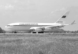 Из-за инцидента с самолетом Ил-96-300 «Домодедовских авиалиний» вторые сутки закрыт аэропорт Якутска