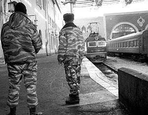 Милиция эвакуировала пассажиров с трех вокзалов Москвы