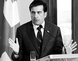 СМИ: Речь Саакашвили в парламенте прерывали раз в три минуты