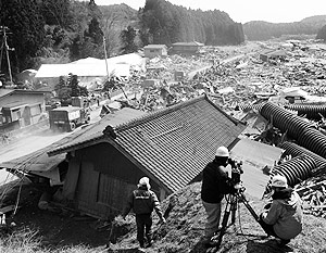 Полиция: Число жертв землетрясения в Японии может достичь 10 тыс. человек