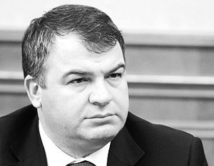 Анатолий Сердюков заявил, что РФ хватит и двух «Мистралей» вместо четырех