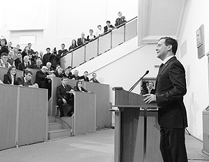 Дмитрий Медведев верит в успех технического образования