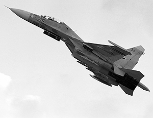 Су-27 совершал тренировочный полет