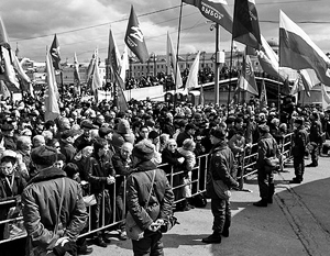 Митинги оппозиции и движения «Наши» имели разную посещаемость