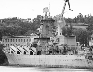 Сердюков: Россия не планирует покупать крейсер «Украина»