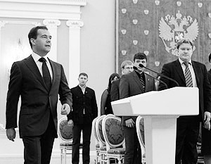 На встрече с Дмитрием Медведевым присутствовал актив правящей партии