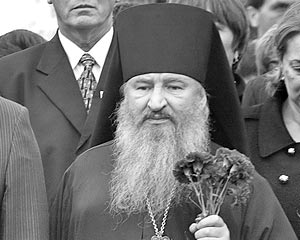 Именно православие, по мнению Феофана, является национальной идеей России, о необходимости которой так много говорится