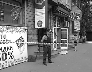 Полицейские освободили заложников из ювелирного магазина в Москве