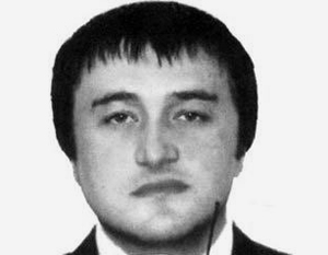 Рустама Махмудова, предполагаемого киллера, везут в Москву
