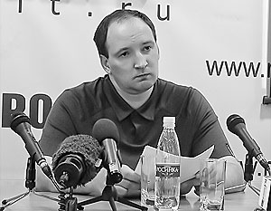 Кирилл Цветков пришел на пресс-конференцию прямо из «федерального розыска» и заявил, что готов сдаться и рассказать все