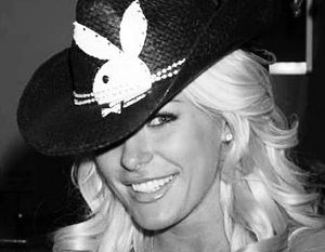 Основателя Playboy бросила невеста