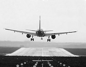 Пилотов двух самолетов ослепили лазером при посадке в Ростове-на-Дону