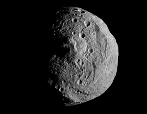 Сделан самый подробный снимок поверхности астероида Веста