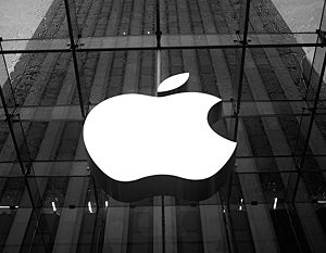 Потрясения на фондовом рынке помогли Apple на время стать самой дорогой компанией в мире