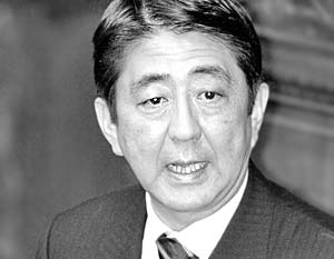 Премьер-министр Японии Синдзо Абэ в ответном заявлении дал понять, что северокорейские ядерные испытания совершенно неприемлемы