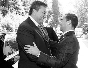 Медведев начал «сложный» разговор о газе с Януковичем