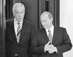 Спикер Госдумы РФ Борис Грызлов и президент России Владимир Путин