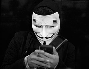 Демонстрация хакеров Anonymous парализовала метро в Сан-Франциско