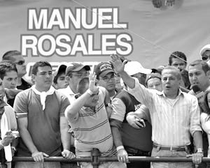 Десятки тысяч людей вышли на улицы Каракаса, чтобы поддержать кандидата в президенты Венесуэлы от оппозиции Мануэля Росалеса