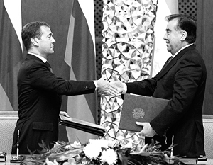 Медведев и Рахмон договорились оставить российскую базу в наследство внукам
