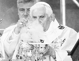 Проведение месс – одна из обязанностей Бенедикта XVI во время апостольских визитов