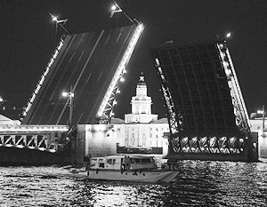 Реконструкция Дворцового моста оказалась под вопросом