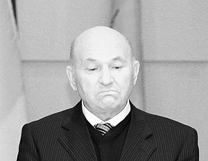 Лужков прибыл на допрос в МВД