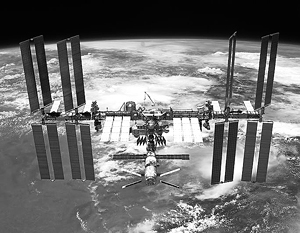 NASA: Из-за космического мусора экипаж МКС должен укрыться в «Союзе»
