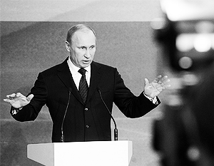 Владимир Путин призвал опереться в национальной политике на советский опыт 