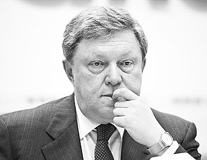 ЦИК снял Явлинского и Мезенцева с президентской гонки
