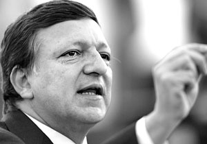 Глава Еврокомиссии Жозе Мануэл Баррозу в настоящее время предпринимает отчаянные попытки избежать полного краха переговорного процесса
