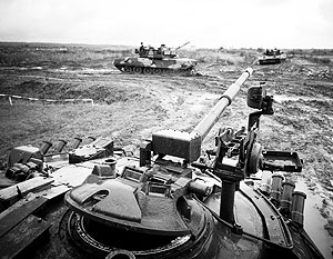 Минобороны: В ЦВО начали отрабатывать танковые дуэли