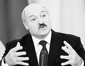 Лукашенко обвинил Казахстан в отказе от ЕврАзЭС