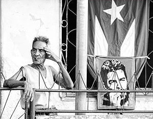 Санкции США стали «несправедливым бременем» для простых кубинцев

