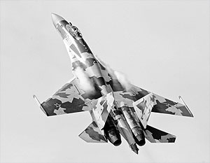 Сухой сравнил Су-35 с истребителями Rafale, Eurofighter и F-35