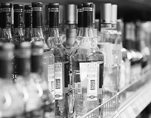 Предложено ввести госмонополию на розничную продажу алкоголя