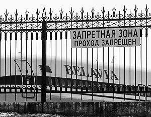 «Белавиа», кроме Москвы, выполняет рейсы в Петербург, Калининград, Екатеринбург, Сочи, а 3 июня намеревалась открыть рейс в Новосибирск