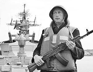 Минобороны: Российские корабли будут постоянно дежурить у берегов Сирии