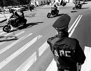 Мотоциклисты совершили в Москве серию ограблений женщин-водителей