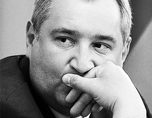 Рогозин предложил создать электронный документ для контроля миграции